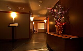 Tenku Kaiyu no Yado Suehiro