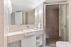 Charlesworth Bay Beach Resort