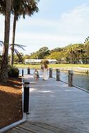 Charlesworth Bay Beach Resort