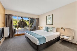 Charlesworth Bay Beach Resort