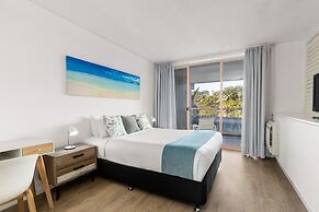 Charlesworth Bay Beach Resort