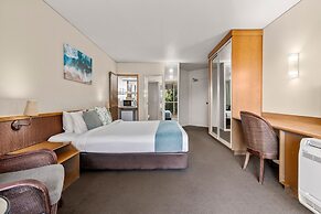 Charlesworth Bay Beach Resort