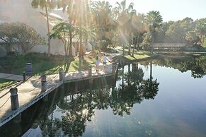 Charlesworth Bay Beach Resort