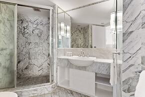 Charlesworth Bay Beach Resort