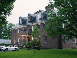 Hazel Grouse Manor