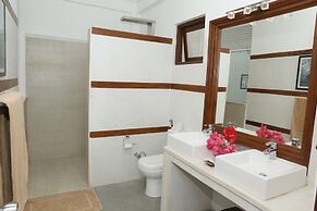Sea World Boutique Hotel