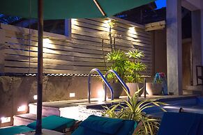 Sea World Boutique Hotel
