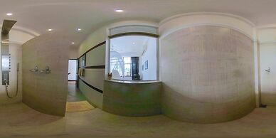 Sea World Boutique Hotel
