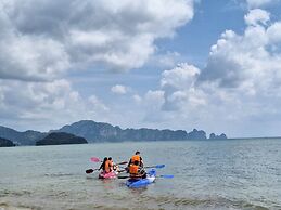 PAN Beachfront Resort Krabi