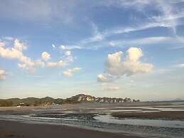 PAN Beachfront Resort Krabi