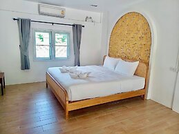 PAN Beachfront Resort Krabi