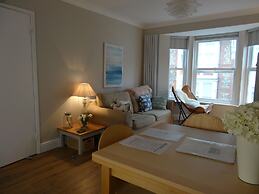 Brighton Break - Burlington Beach Pad