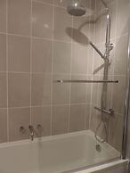 Brighton Break - Burlington Beach Pad