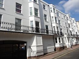 Brighton Break - Burlington Beach Pad