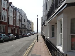 Brighton Break - Burlington Beach Pad