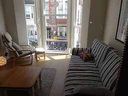 Brighton Break - Burlington Beach Pad