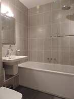 Brighton Break - Burlington Beach Pad