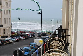 Brighton Break - Burlington Beach Pad