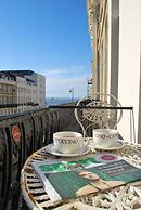 Brighton Break - Burlington Beach Pad