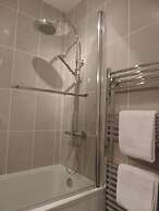 Brighton Break - Burlington Beach Pad