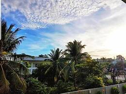 717 Cesar Place Hotel