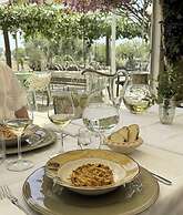 Zahir Country House