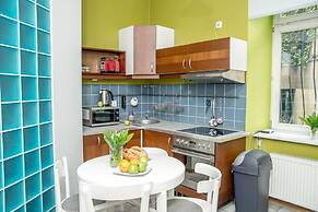 Red Kurka Apartments