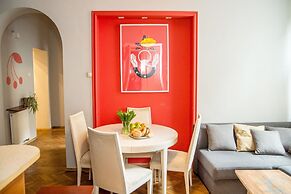 Red Kurka Apartments