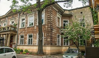 Red Kurka Apartments