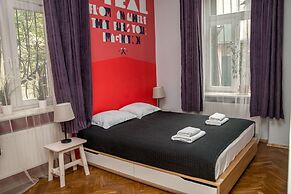 Red Kurka Apartments