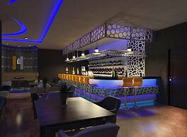 The Avenue Hotel