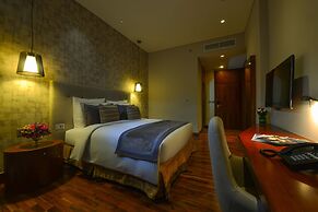 The Avenue Hotel