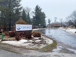 Lake Bluff Inn and Suites