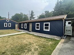 Lake Bluff Inn and Suites