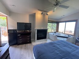Lake Bluff Inn and Suites