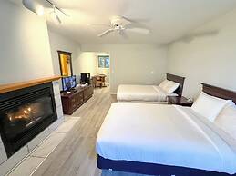 Lake Bluff Inn and Suites