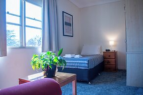 Royal Hotel Springwood