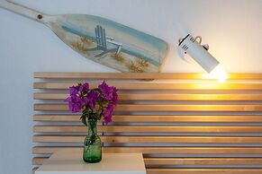 Thea Home Hotel by Booking Kottas