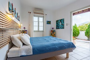 Thea Home Hotel by Booking Kottas