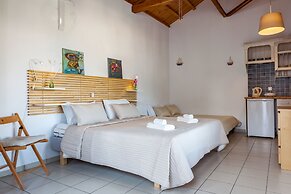 Thea Home Hotel by Booking Kottas