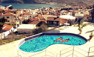 Thea Home Hotel by Booking Kottas