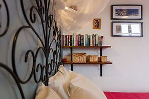 Thea Home Hotel by Booking Kottas