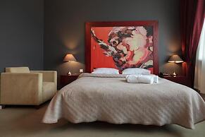 Navalis Hotel