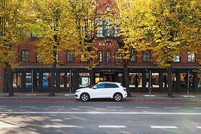 Navalis Hotel