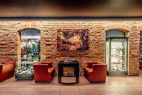 Navalis Hotel