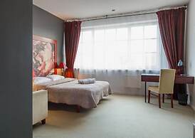 Navalis Hotel