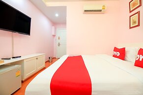 OYO 284 Sabaidee Minitel