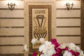Capri Hotel Suites