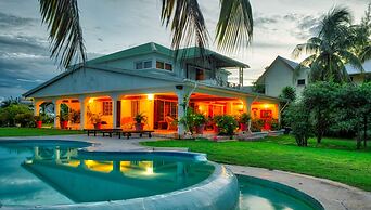 Ocean Beach Villa