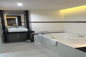 Grand Pink Hotel Hat Yai